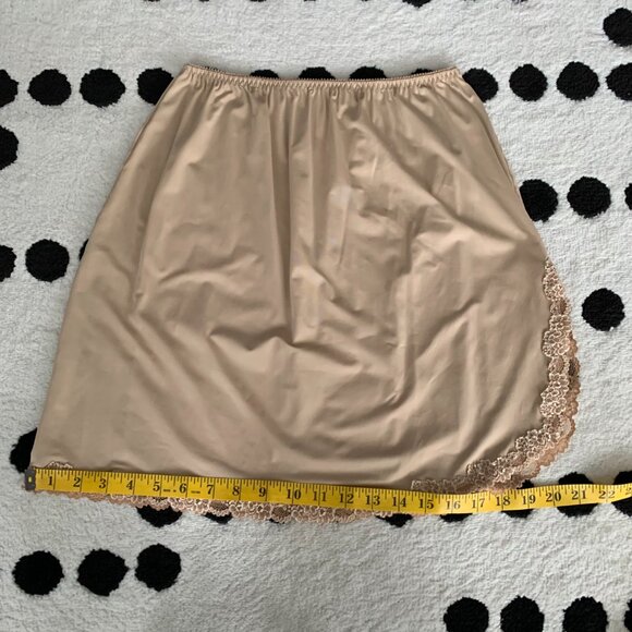 Jones New York short Slip Skirt Medium Nude Satin Lace Side Slit Elastic Waist - Picture 10 of 11